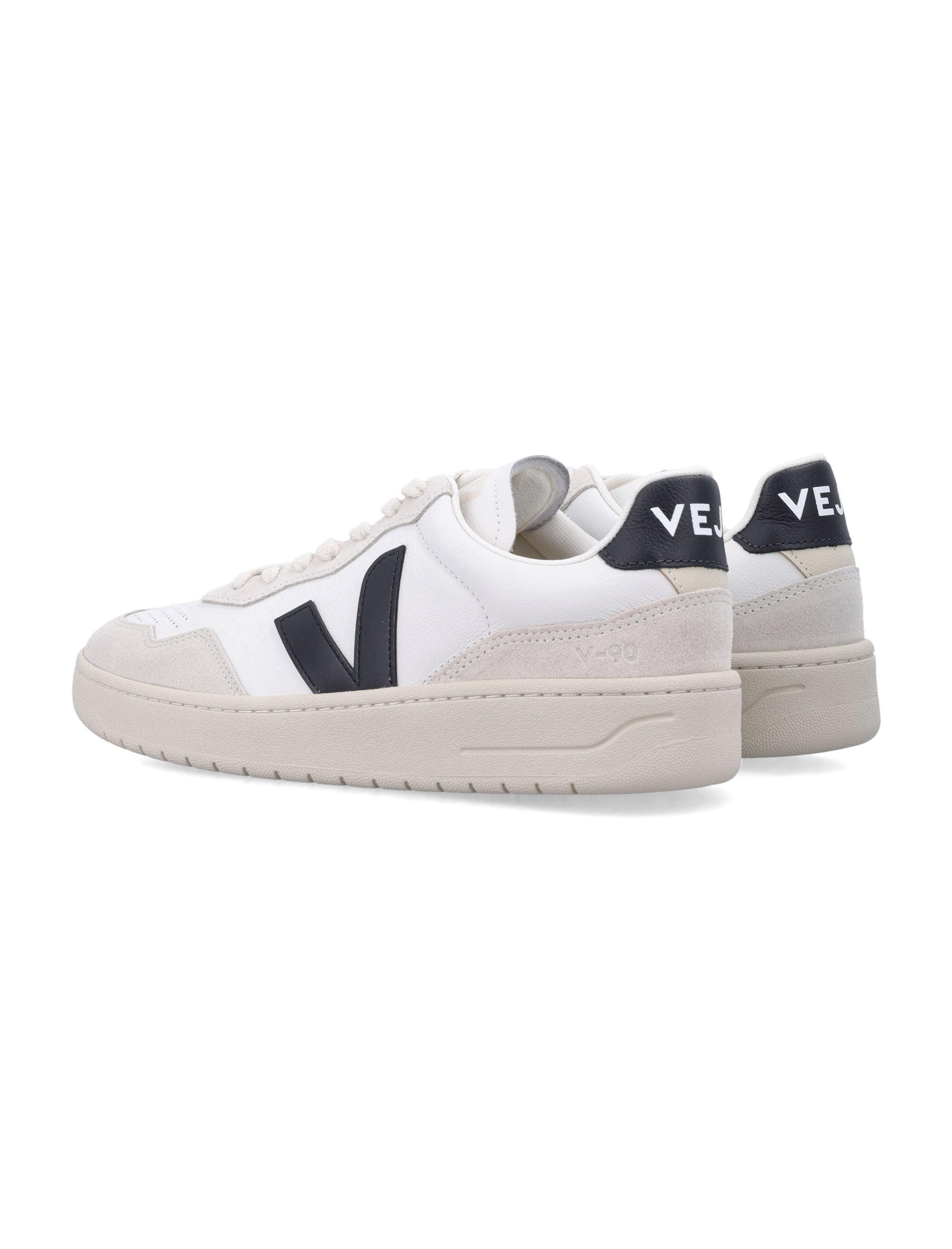 Veja V-90 white and black leather sneakers White_black