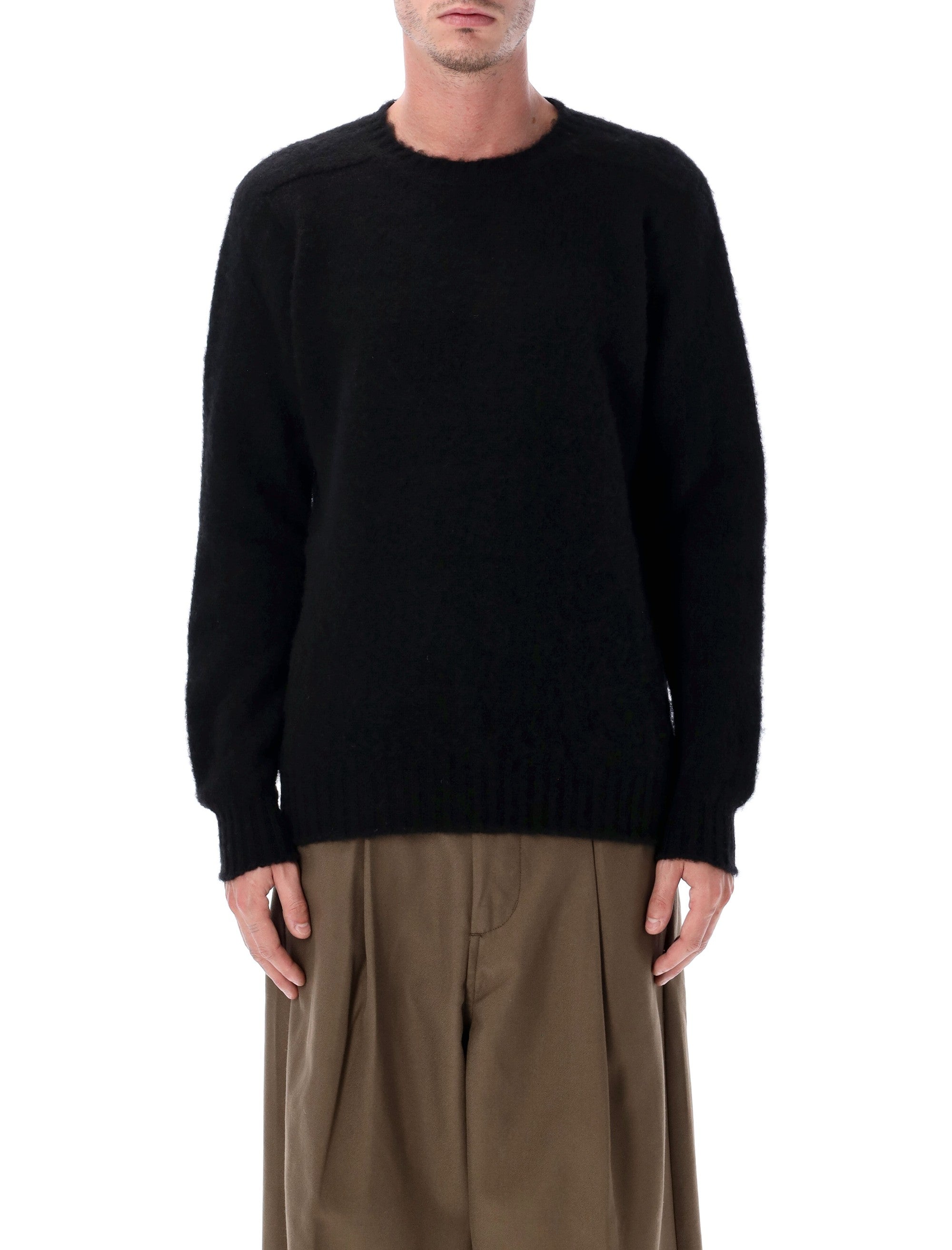 Howlin Shaggy Bear wool crewneck sweater Black Fine