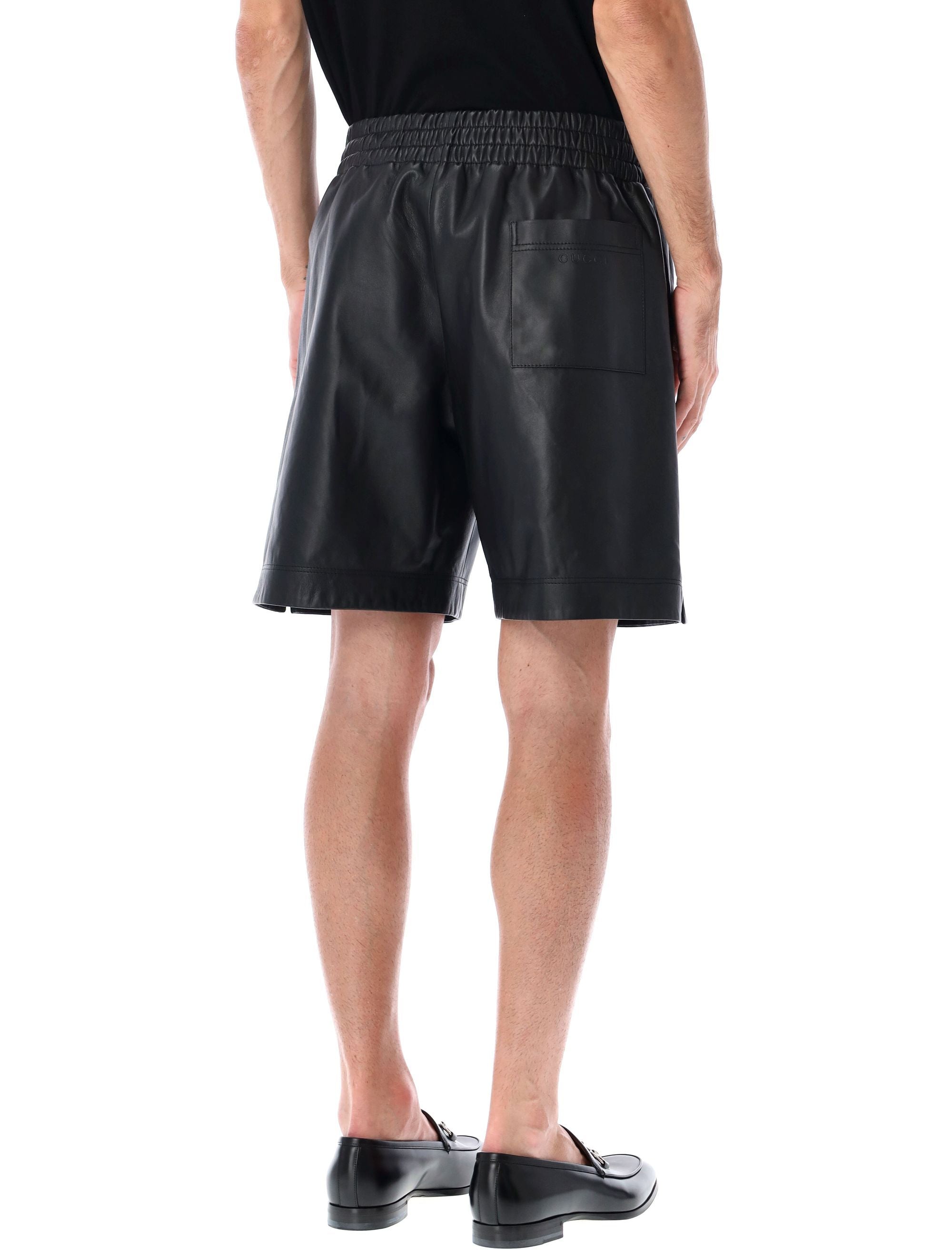 Gucci black leather Bermuda shorts with elasticated waist Lamb Lining