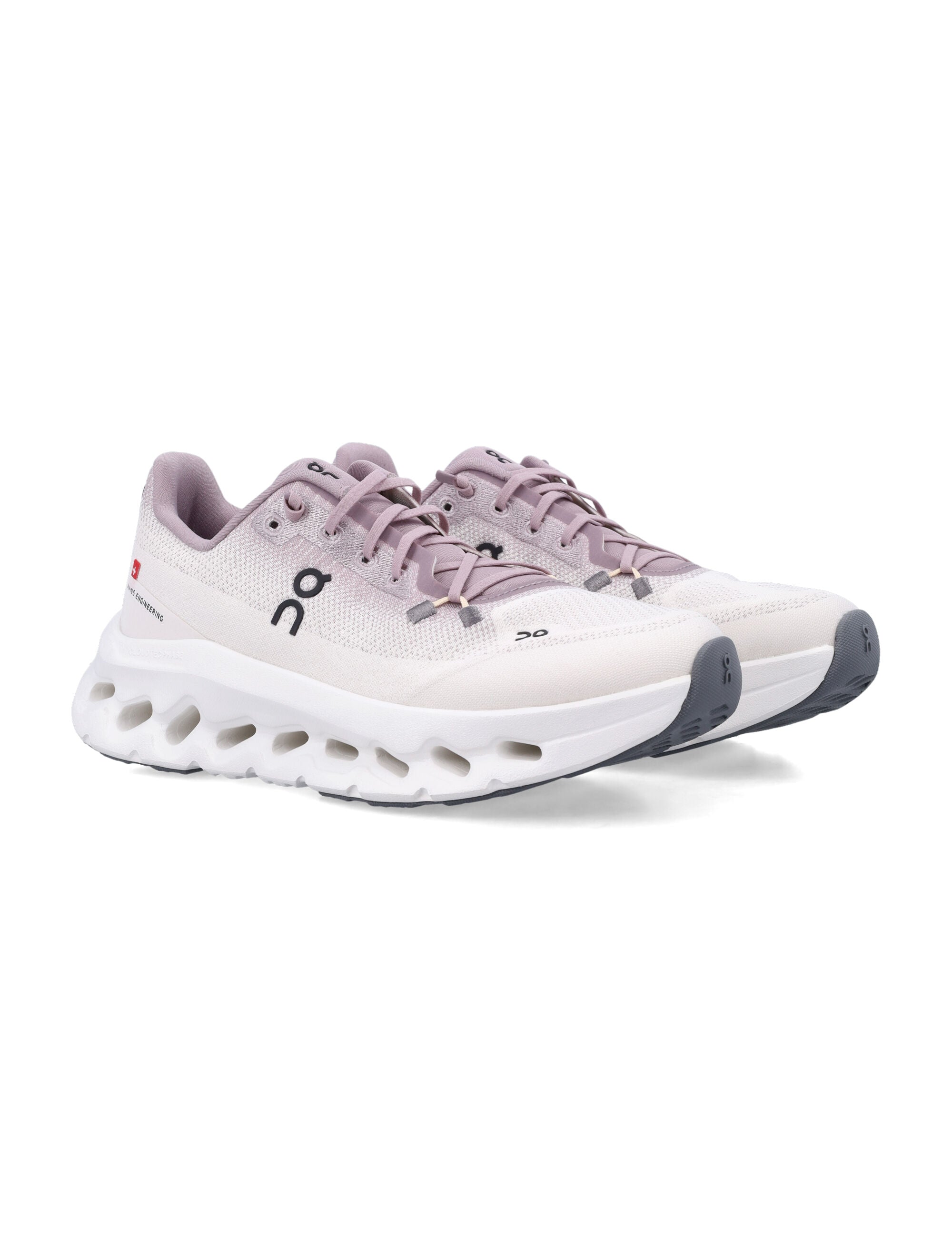 ON Running Cloudtilt Lightweight Womans Sneakers in beige and violet Heron Dew Upper