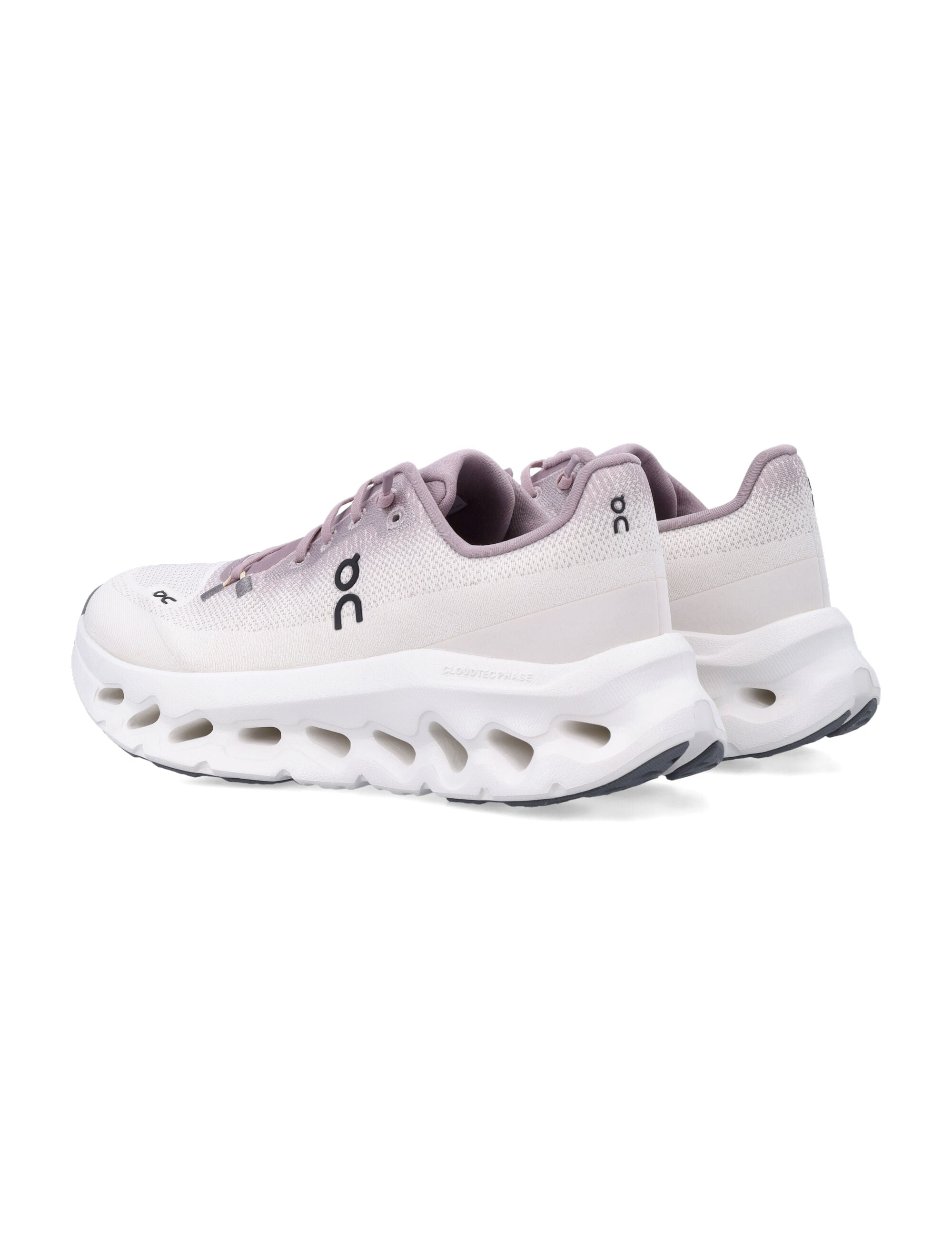 ON Running Cloudtilt Lightweight Womans Sneakers in beige and violet Heron Dew Upper