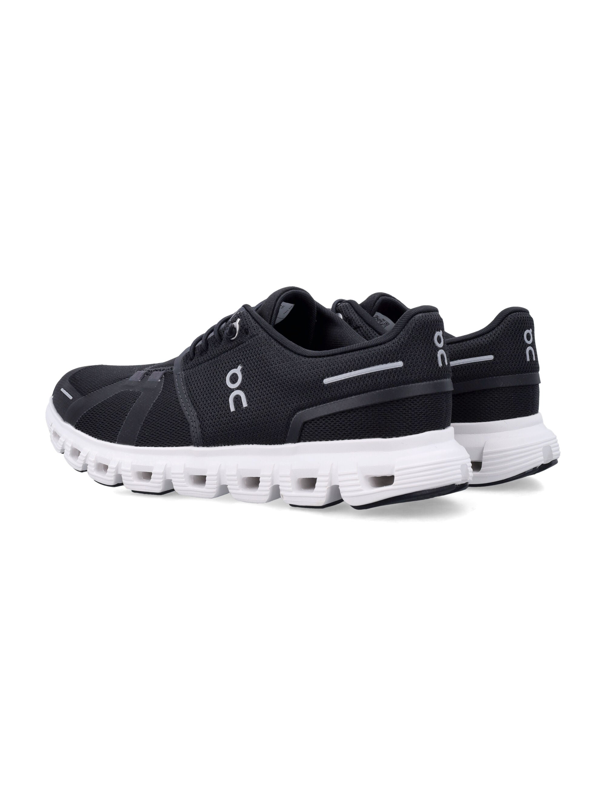 On Running Cloud 6 womans sneakers - Black White Upper