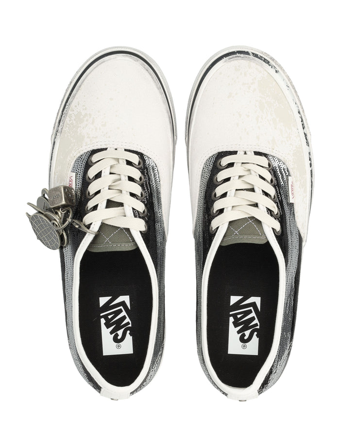 Vans Authentic Premium low-top sneakers Black/white Textile Sole