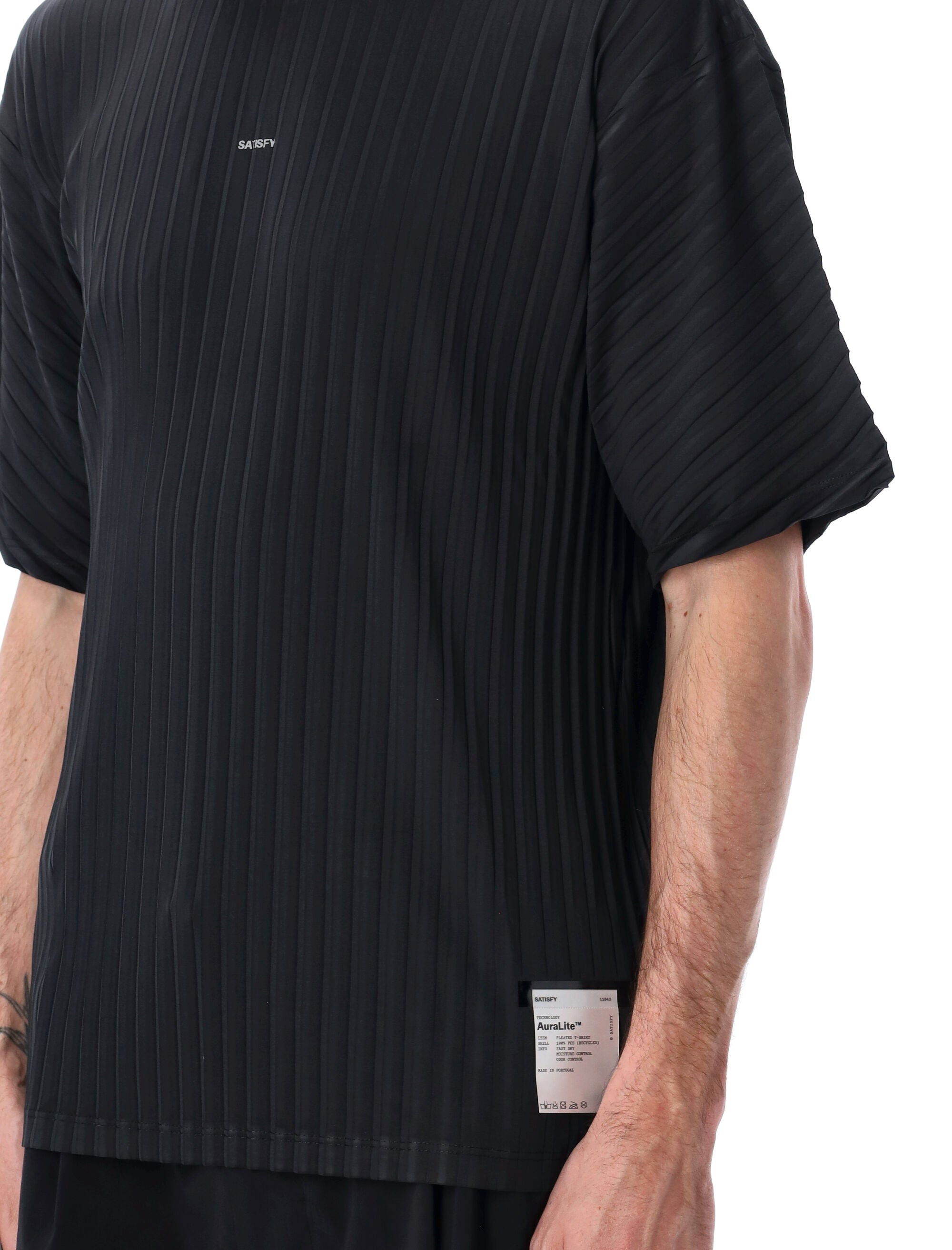 Satisfy AuraLite black pleated technical t-shirt Recycled Pes Tshirt