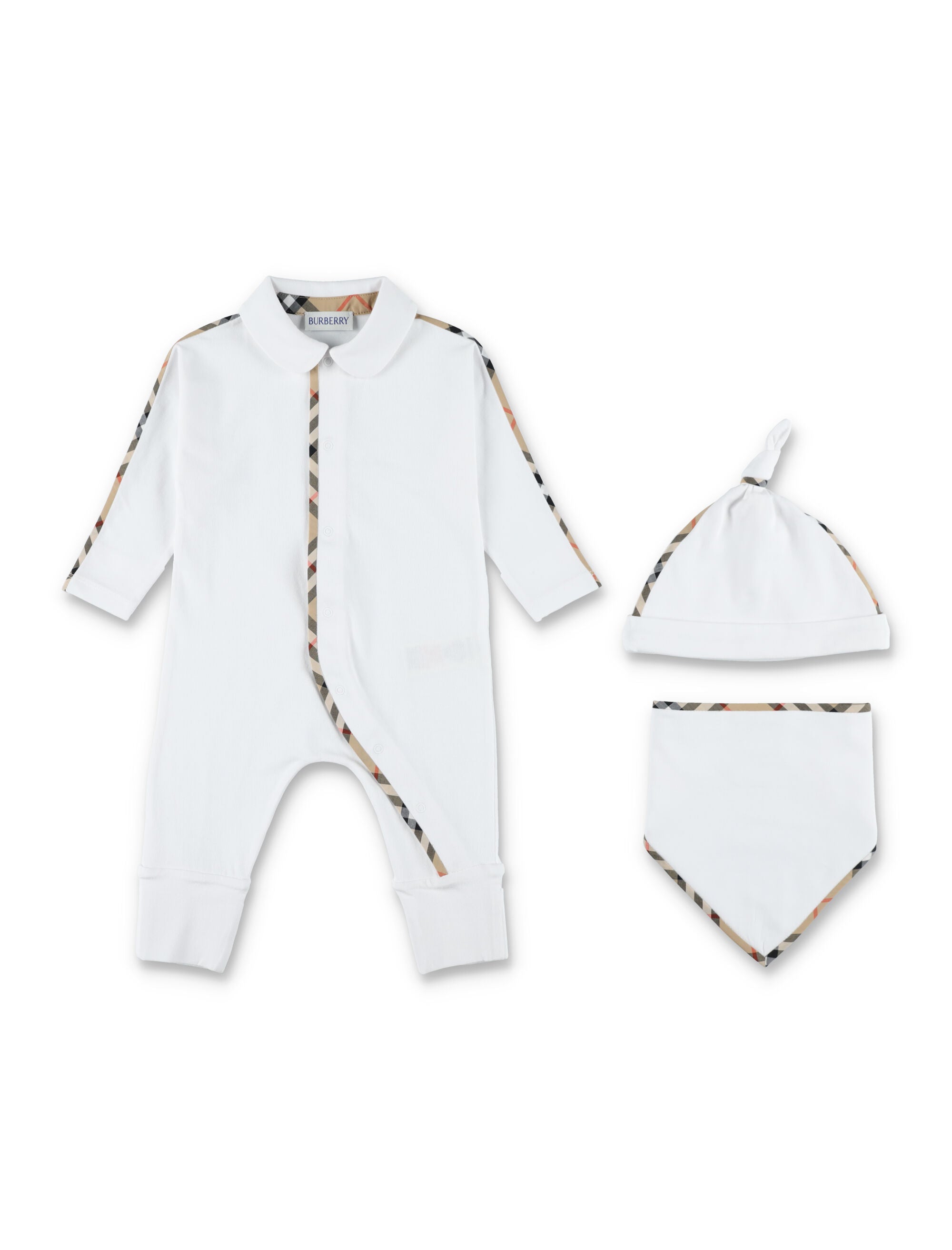 Burberry baby gift set in white for newborn Cotton