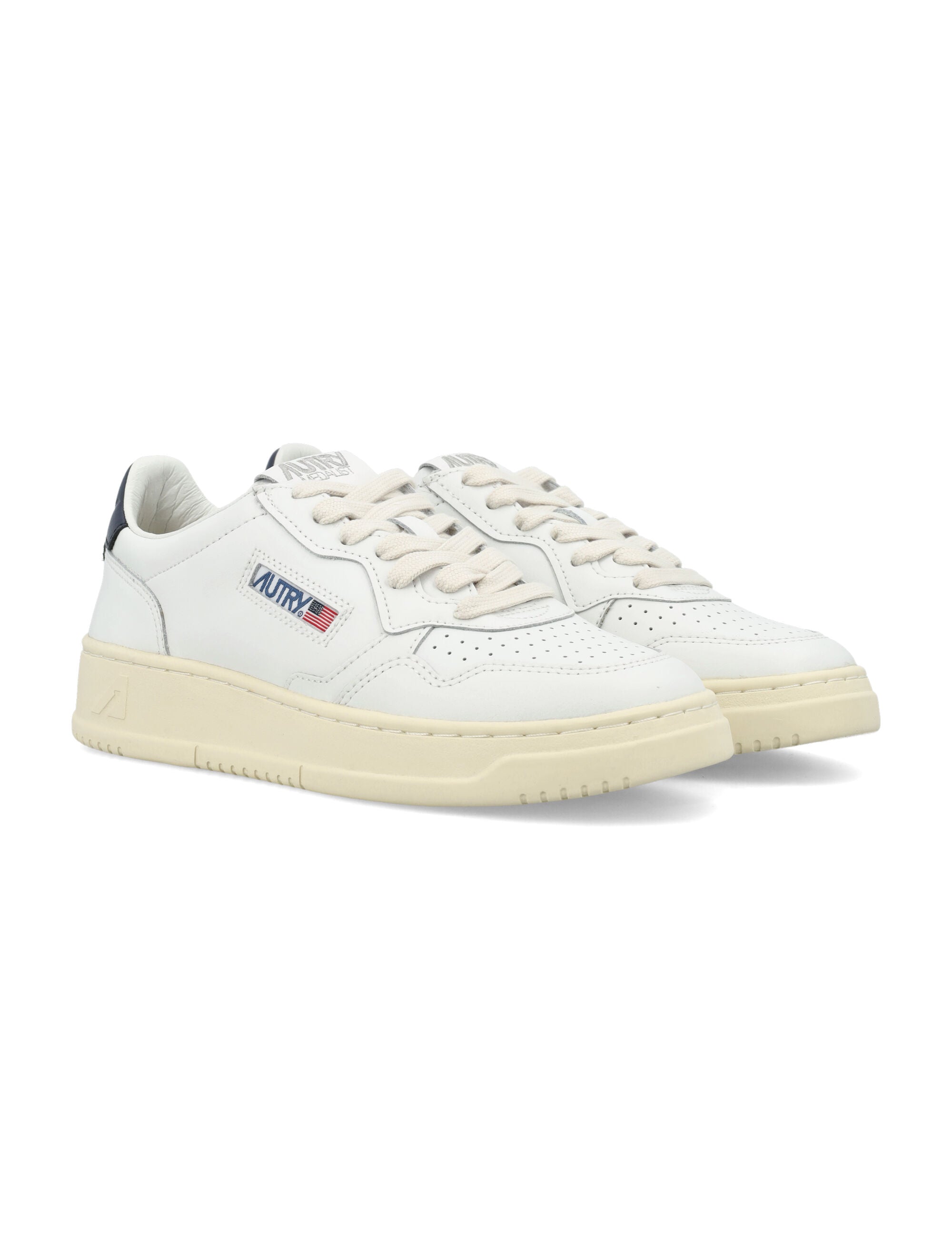 Autry Medalist Leather Low Sneakers - White Space Upper