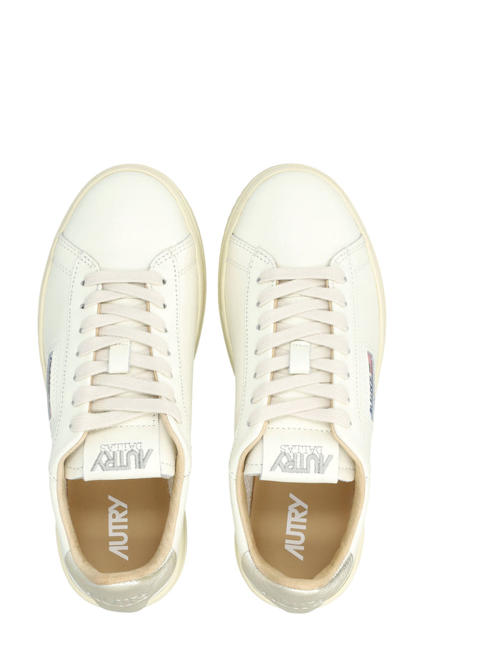 Autry Dallas White And Gold Low Womans Sneakers White/gold Upper