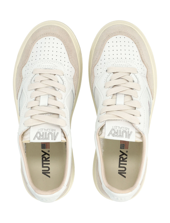 Autry Medalist Low womens sneakers White Upper