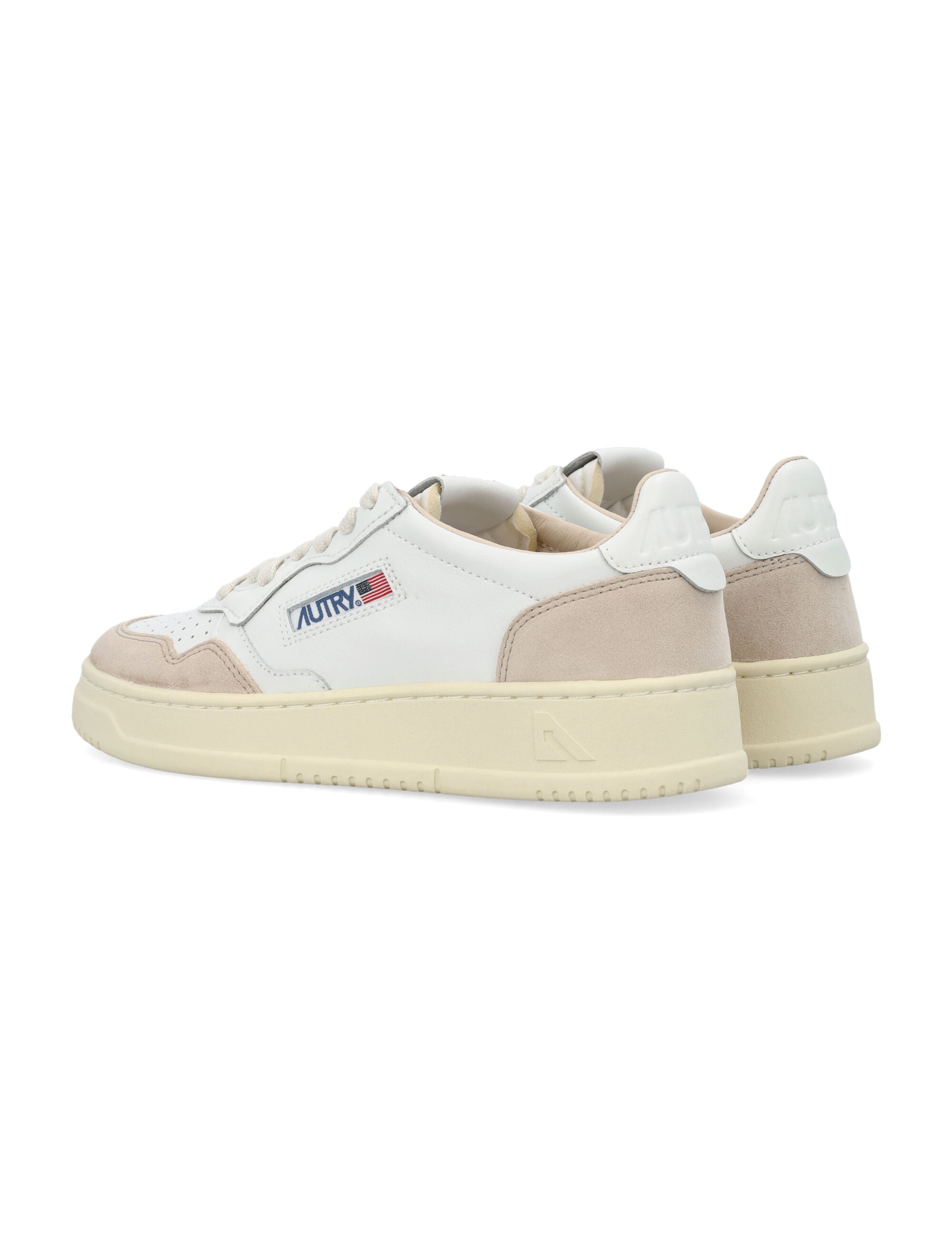 Autry Medalist Low womens sneakers White Upper