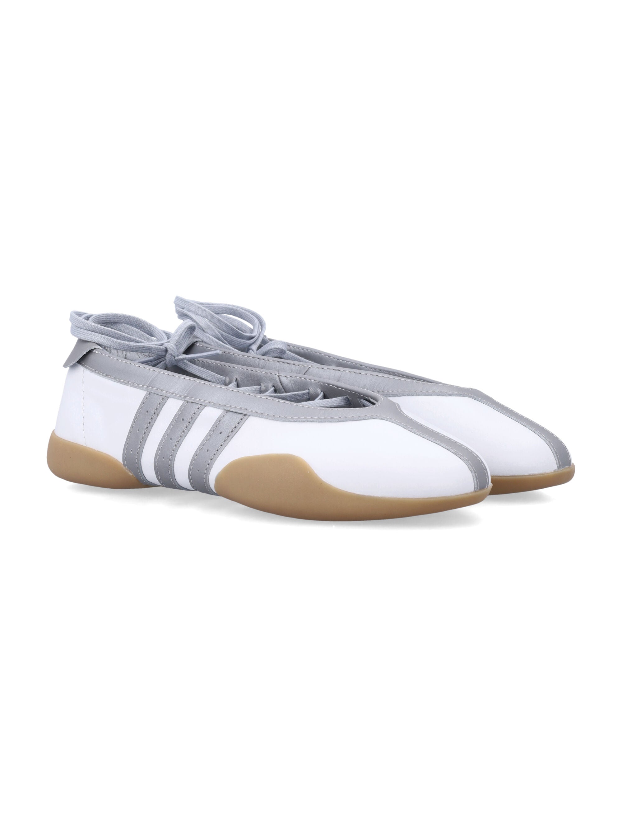 Adidas Originals Taekwondo Mei womans shoes White Silver Upper Sneaker