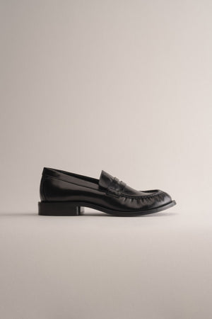 079 - Mocassin Black Loafers
