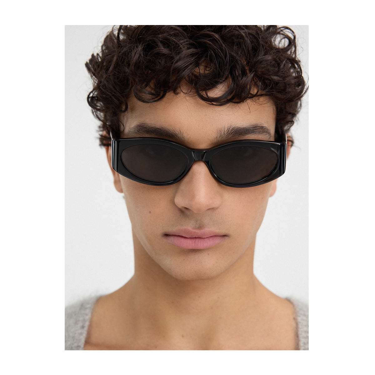 Les lunettes Ovalo JAC4 linea SCULPTURES C1 Black Nero Acetate Occhiali Da Sole