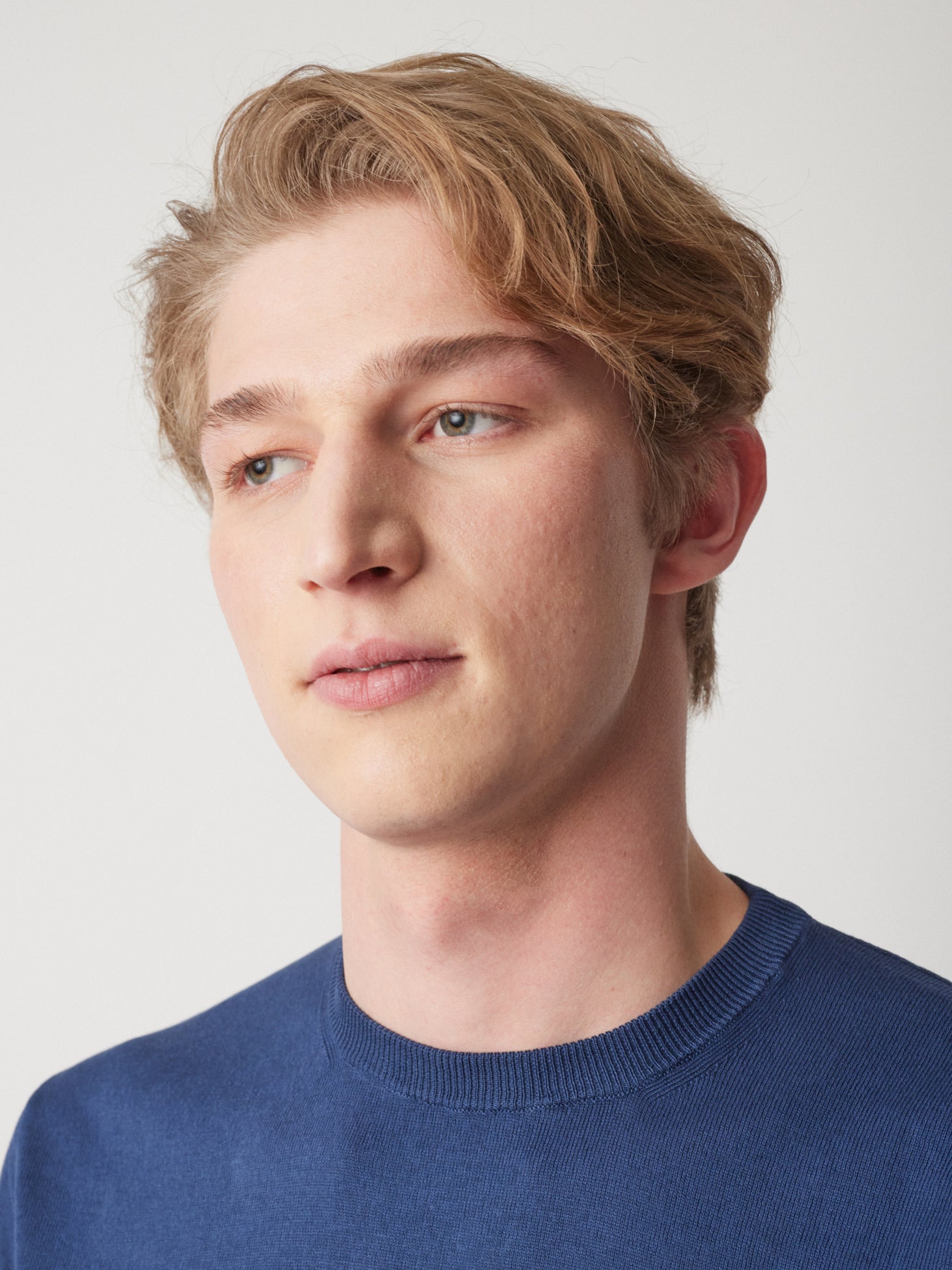 Aalfeo Knitted Long Sleeves T-Shirt Blue