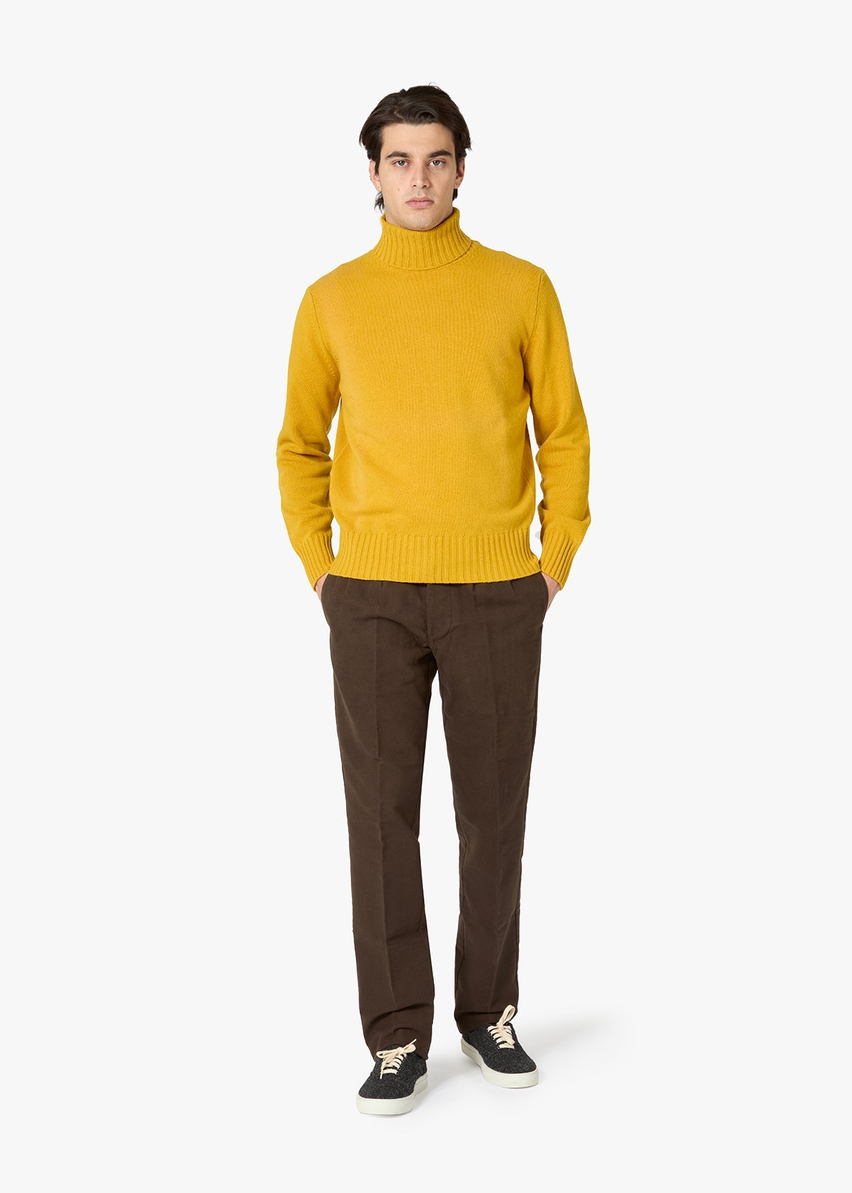 Aalghero Straight-Leg Pleated Moleskin Trousers Brown