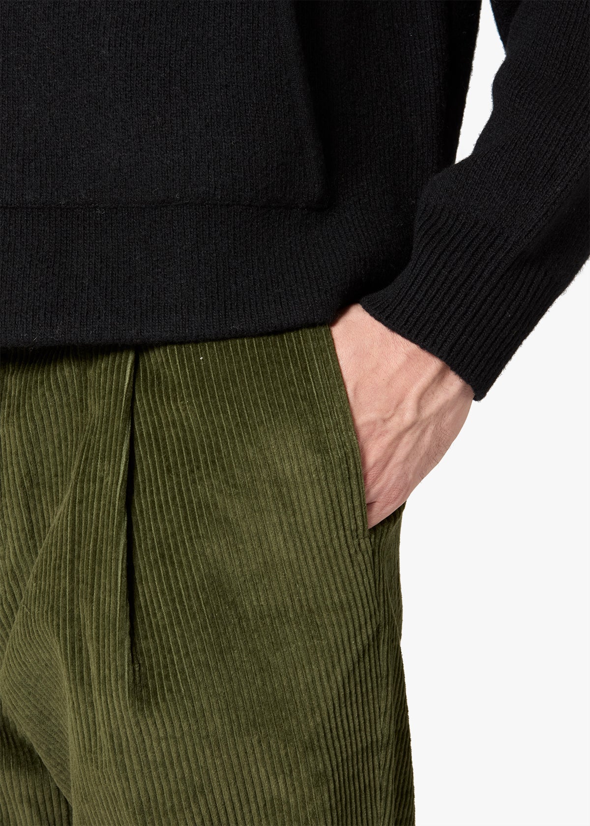 Aantioco Corduroy Trousers With Darts Green