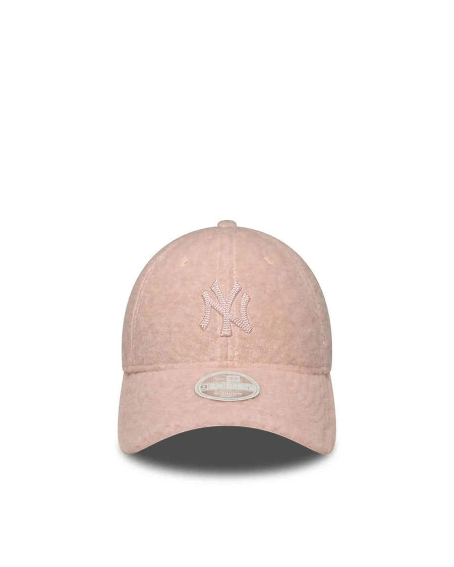 Cap 9forty Pastel Pink Borg Crown Hat