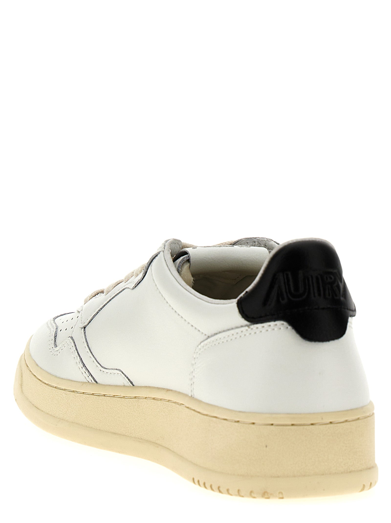 Medalist Sneaker White/black Calf Leather (bos Taurus)