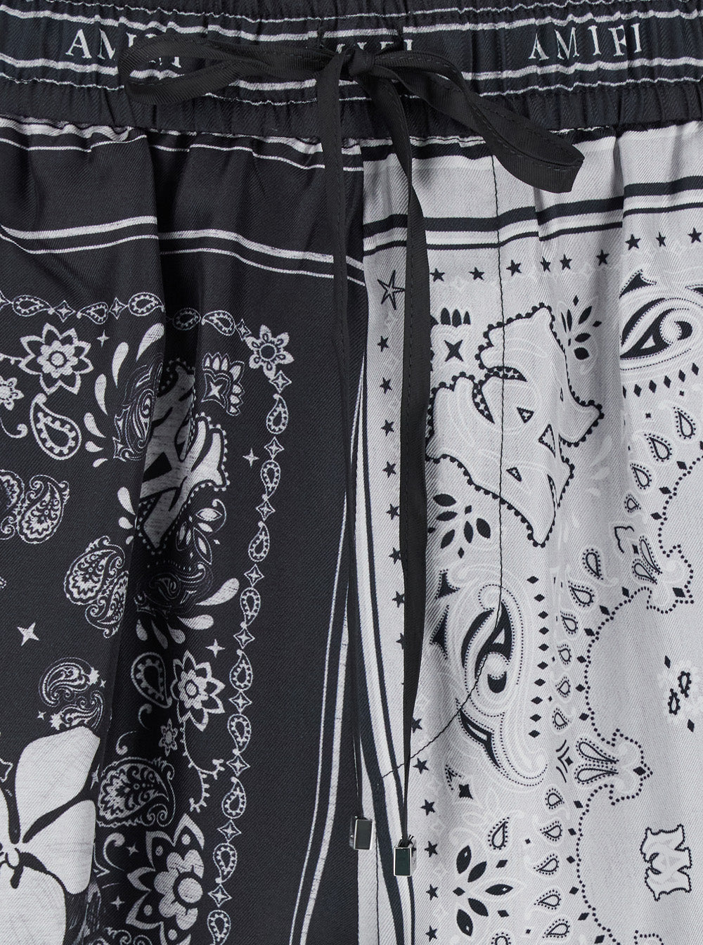 Black And White Shorts With Bandana Print Silk Man Bermuda