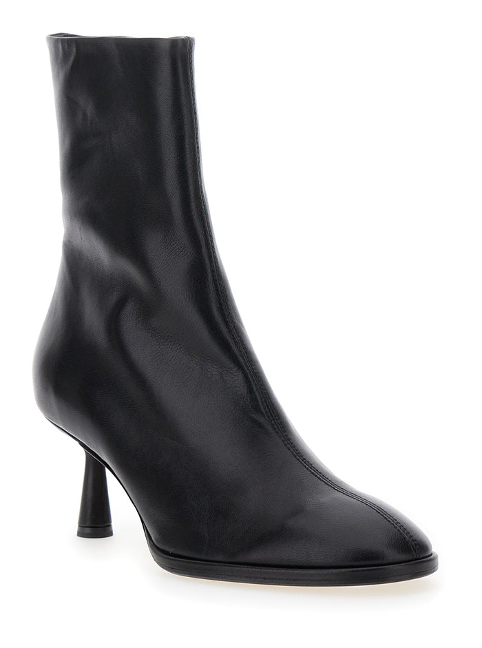 Black Ankle Boots With Rounded Toe Leather Woman