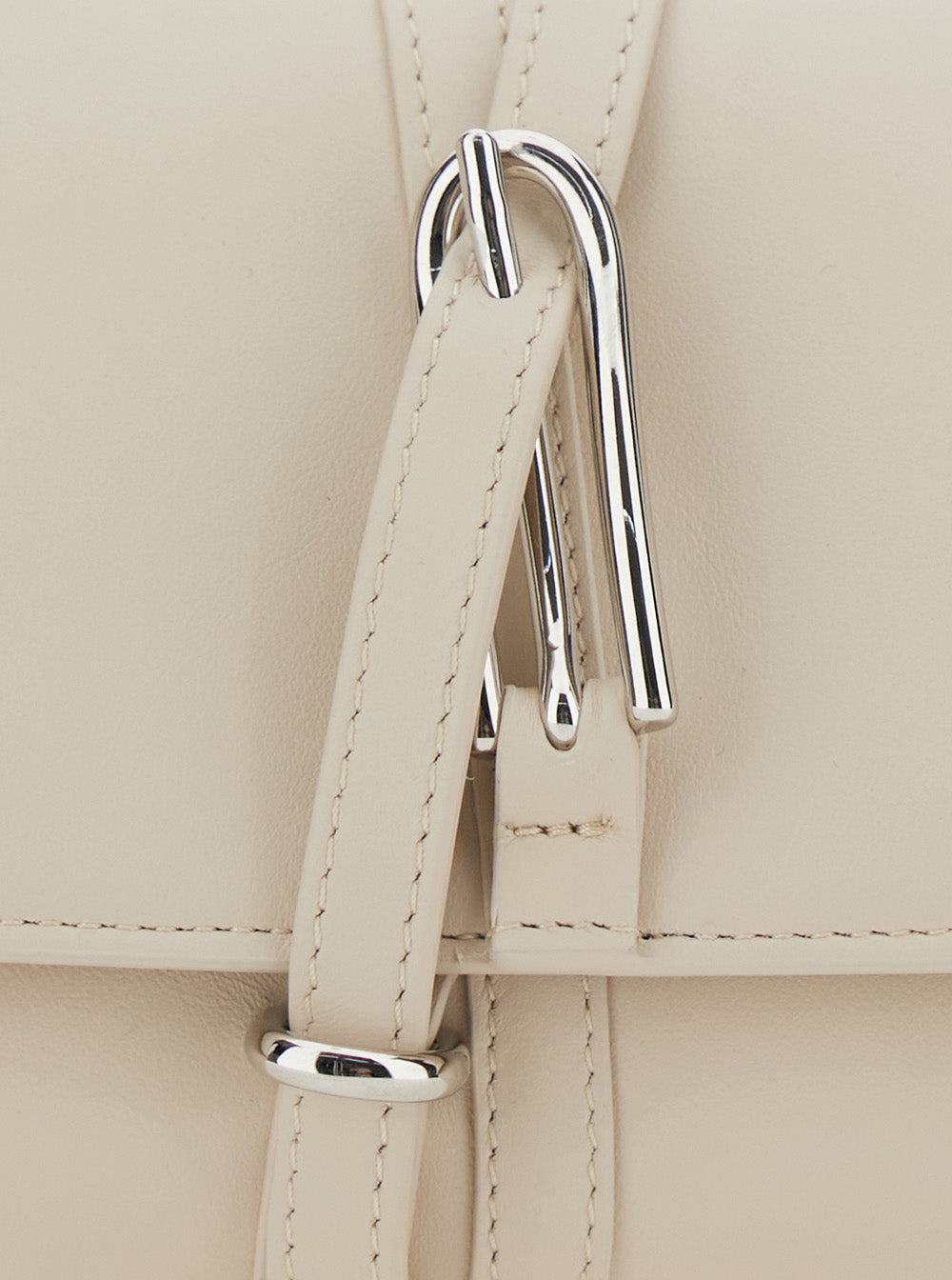 White Clutch With Belt On The Front Leather For Women Calf Clutches And Pochettes