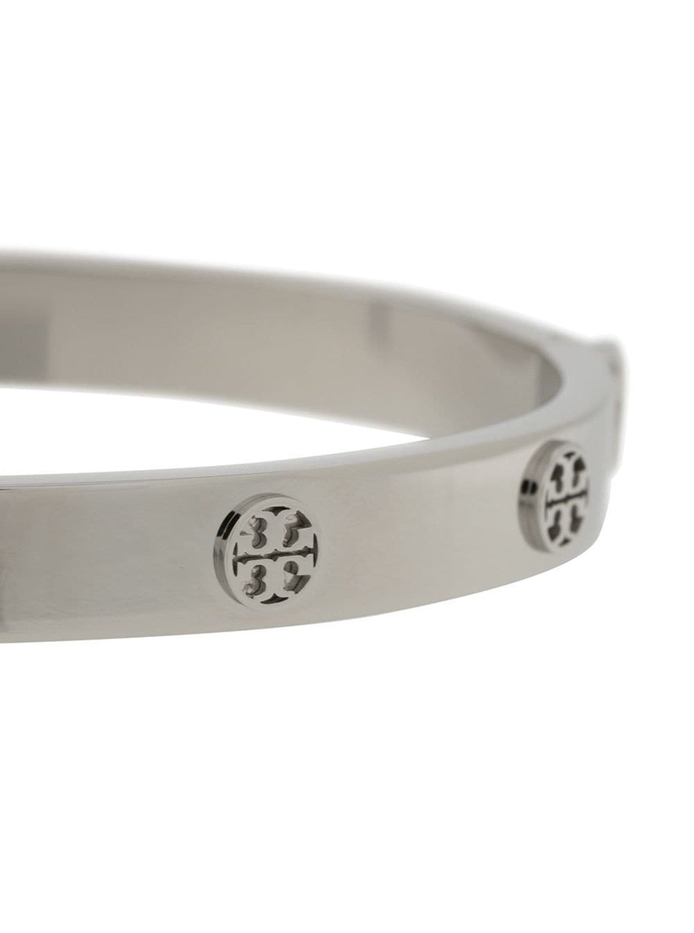 Bracelet With Engraved Logo And Clip Closure Silver Steel For Women Metallic Stainless