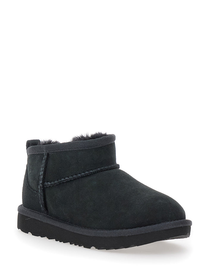 Classic Ultra Mini Black Boot