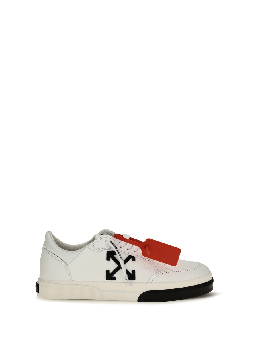 Off-White Upper: 100% calf leather; Sole: 100% rubber sneaker in white