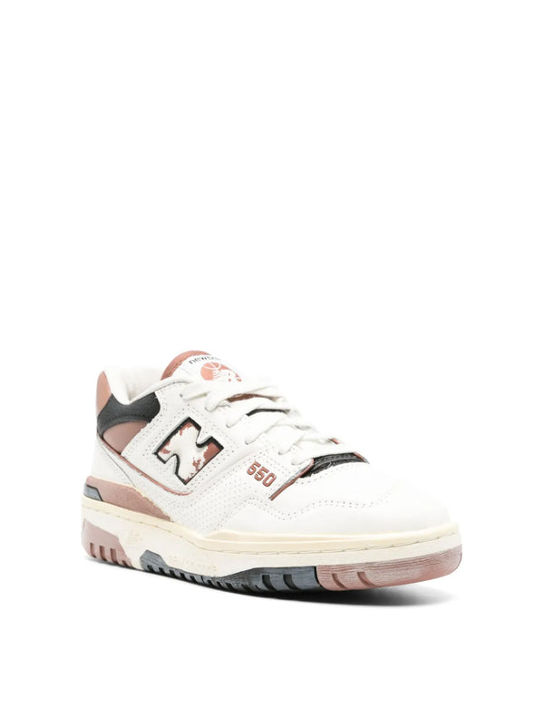 New Balance Leather sneaker in white