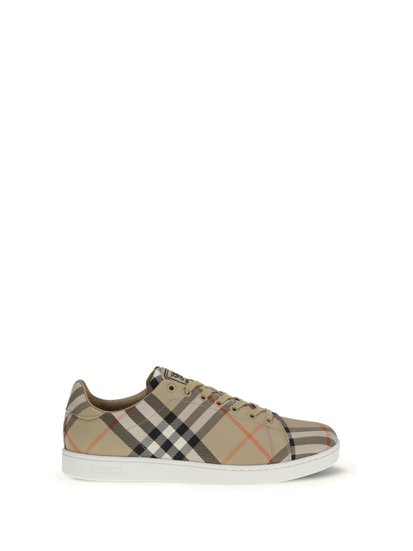 Burberry Upper: 10% calf leather sneaker in beige