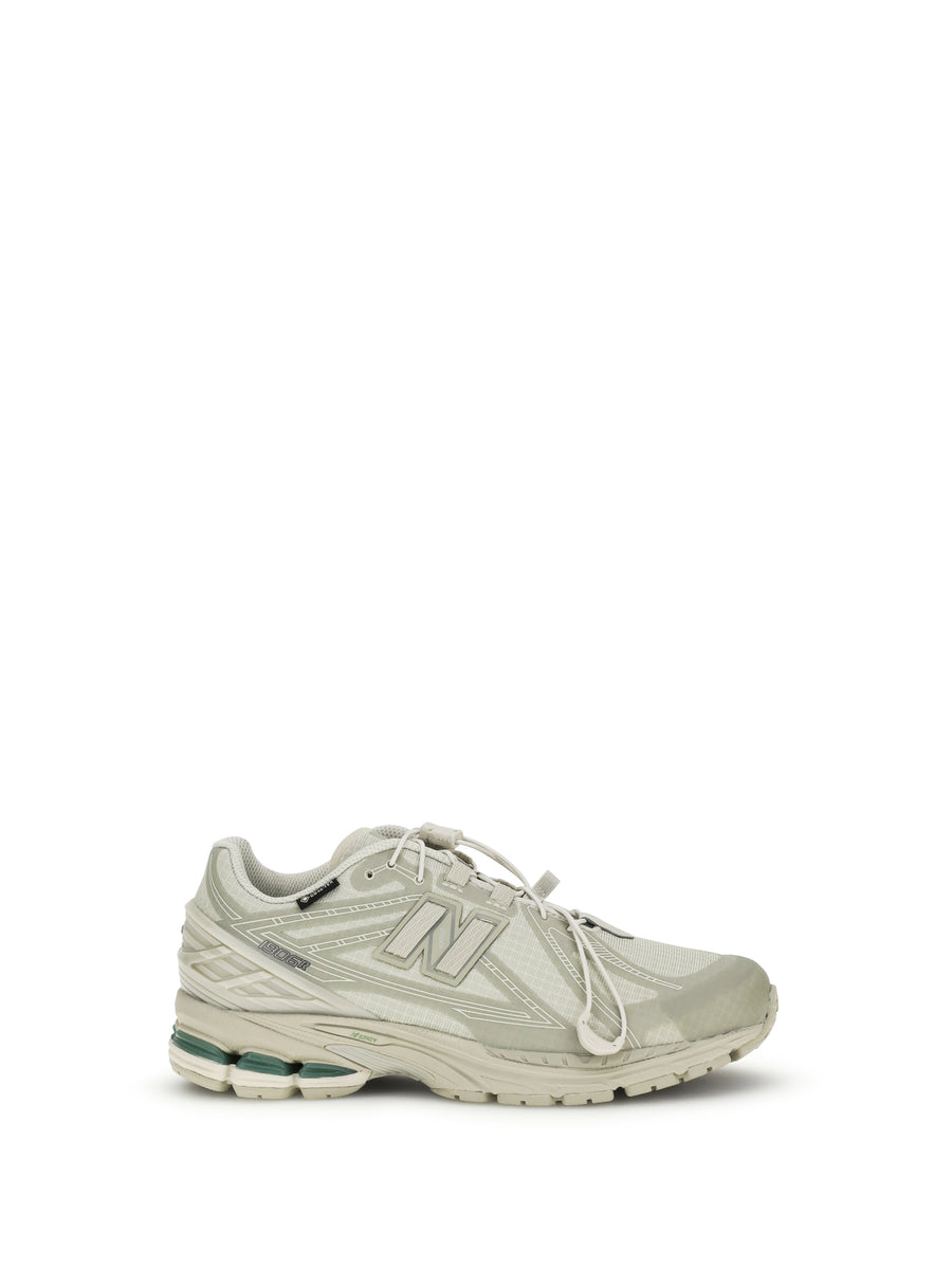 New Balance Upper: 100% Polyamide; Sole: 100% Rubber sneaker in beige