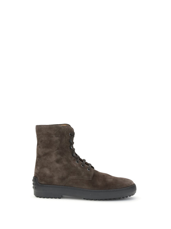 Tod's Upper: 100% Leather (Suede); Sole: Rubber boot in brown