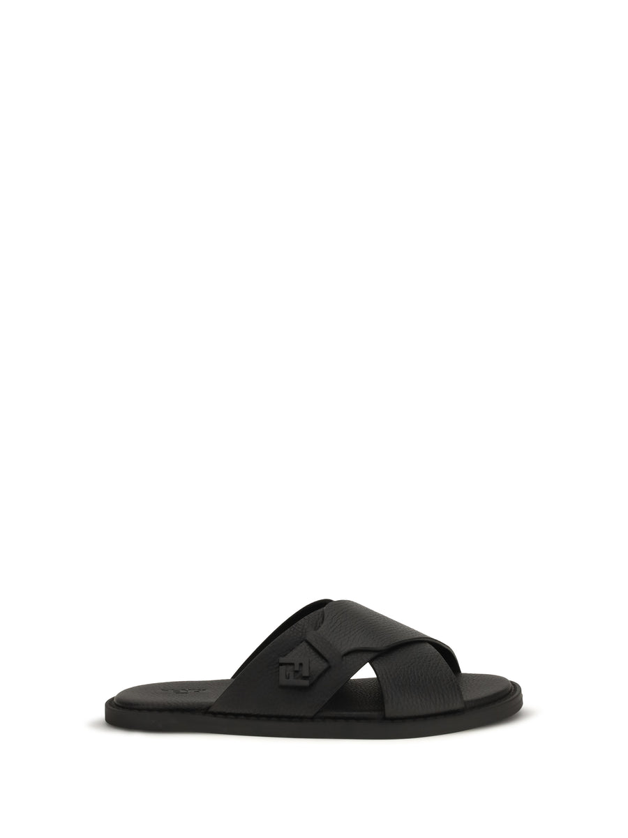 Fendi Upper: 100% calf leather; Sole: 100% rubber slide sandals in black