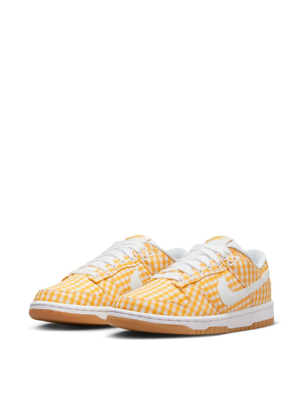 Nike Textile sneaker in yellow