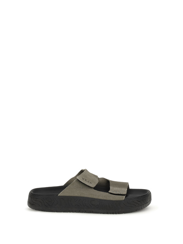 Veja Upper: 100% calf leather; Sole: 100% rubber sandal in beige