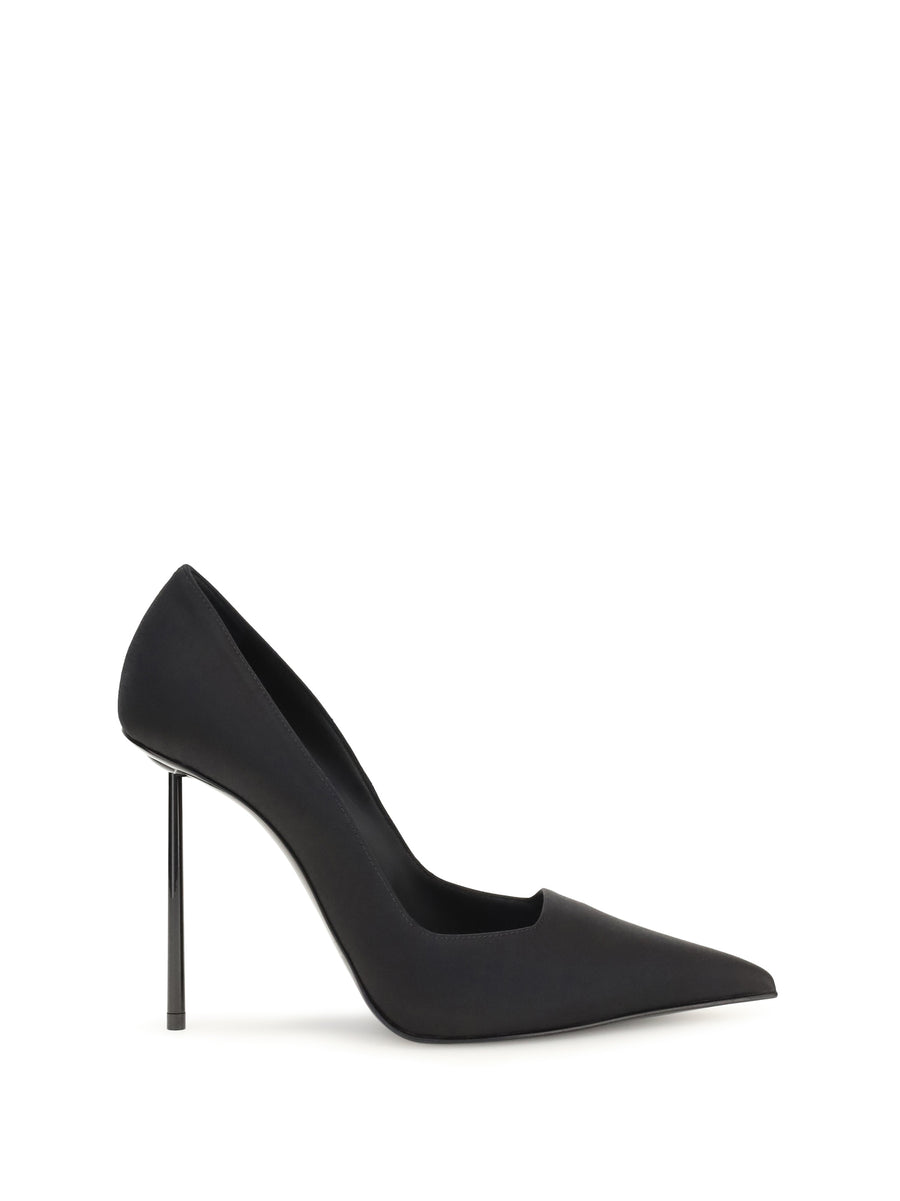Le Silla 100% Calf Leather Bos Taurus pumps in black