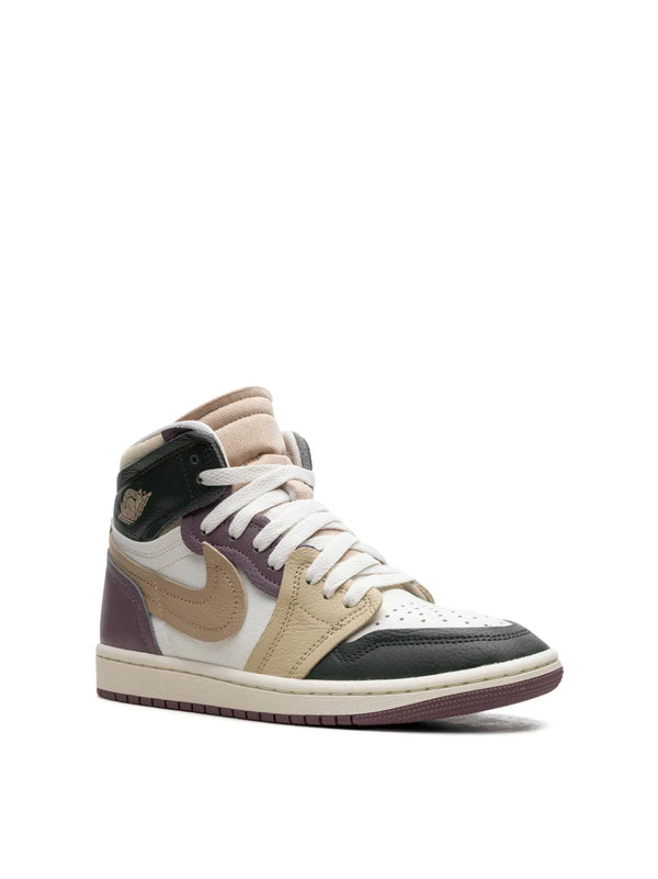 Nike Leather sneaker in multicolor
