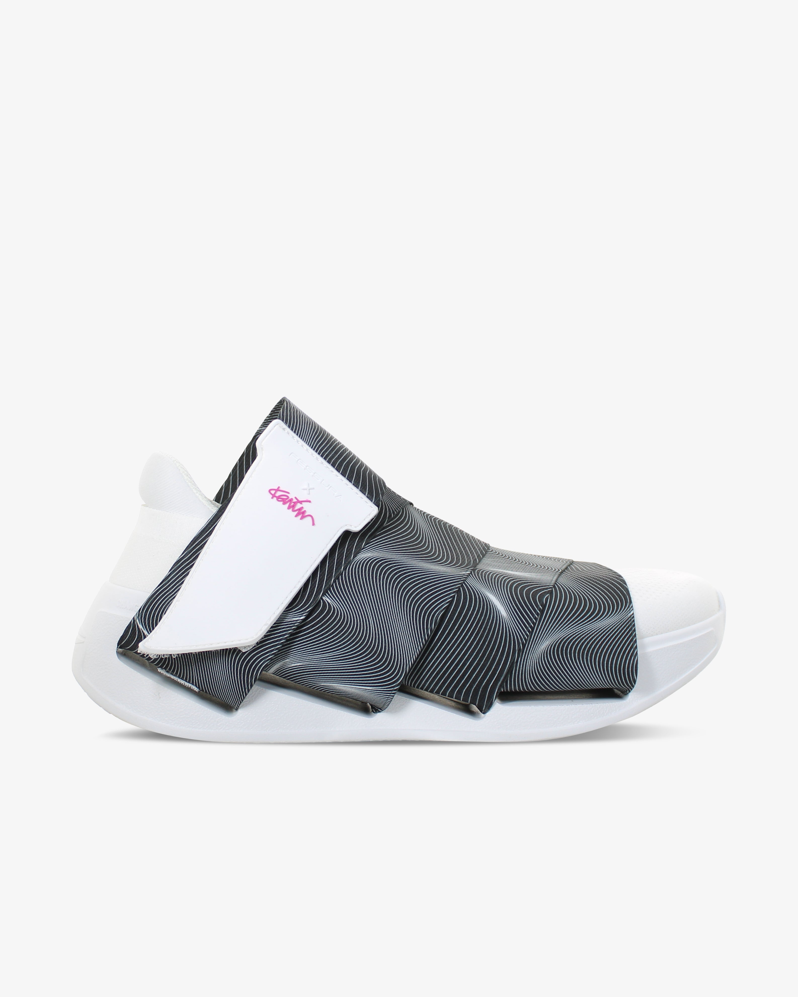 Change Shoe - Karim Rashid Limited Edition 03 Black Everyday Sneakers