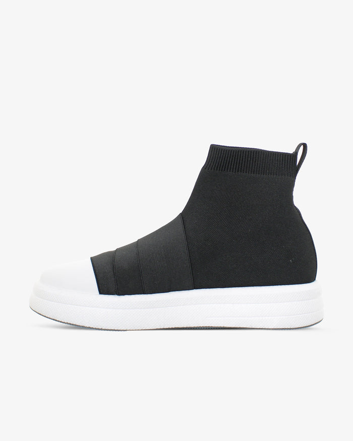 Foam Y 01 White-black Everyday Sneakers
