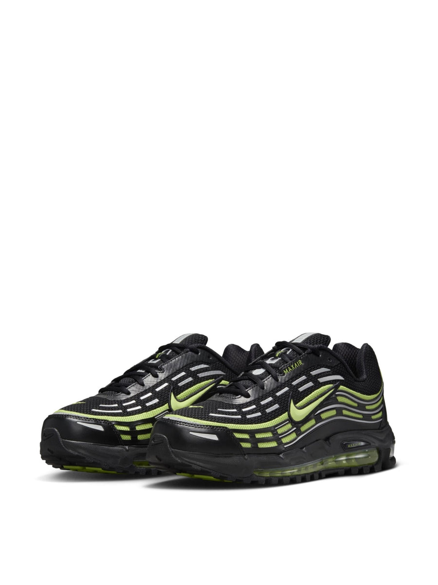Nike Mesh sneakers in black