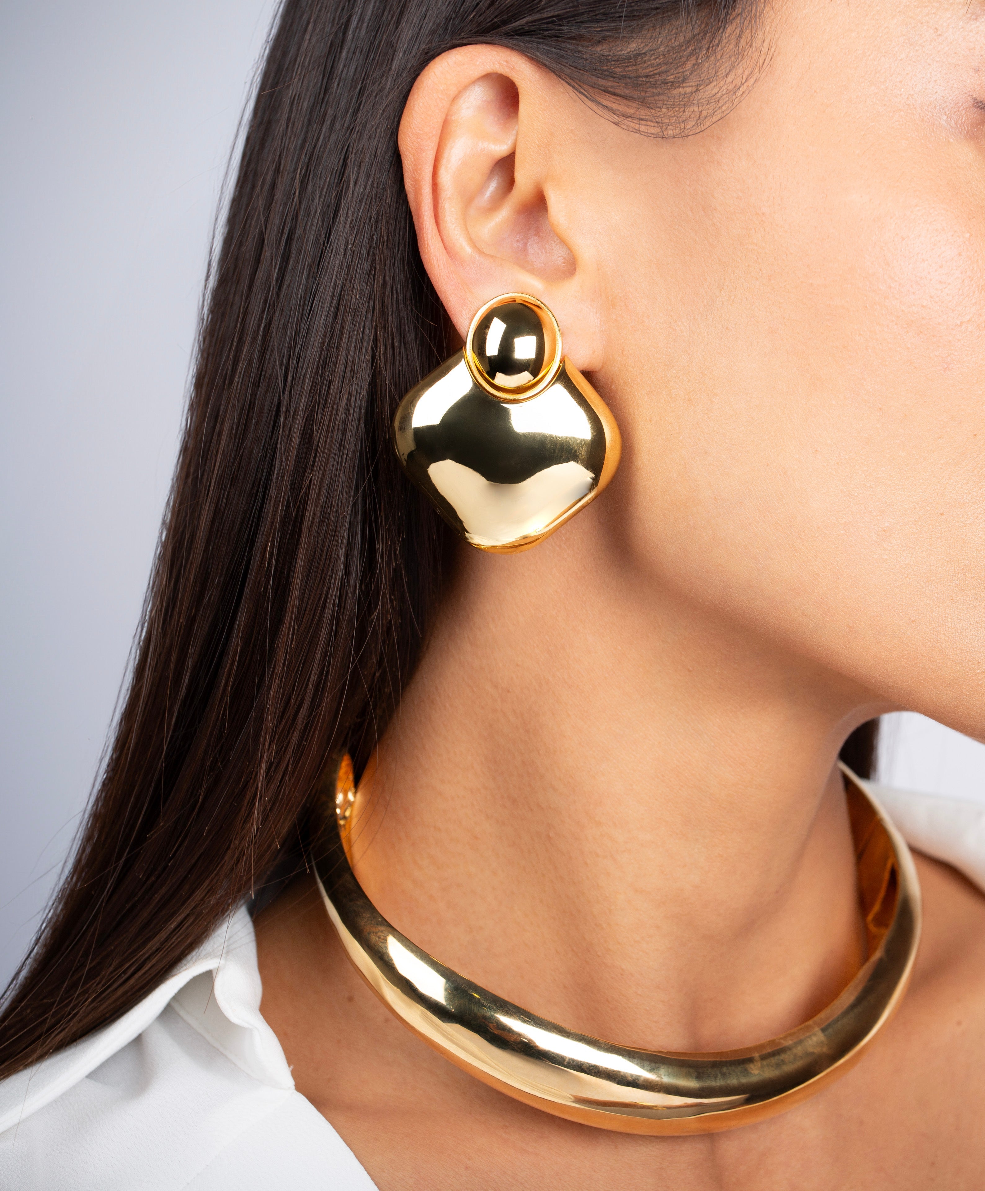 Earring Lily Gold Oro Earrings