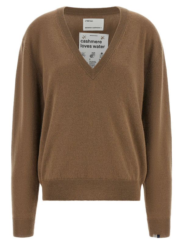 من Extreme Cashmere كنزة — بني
