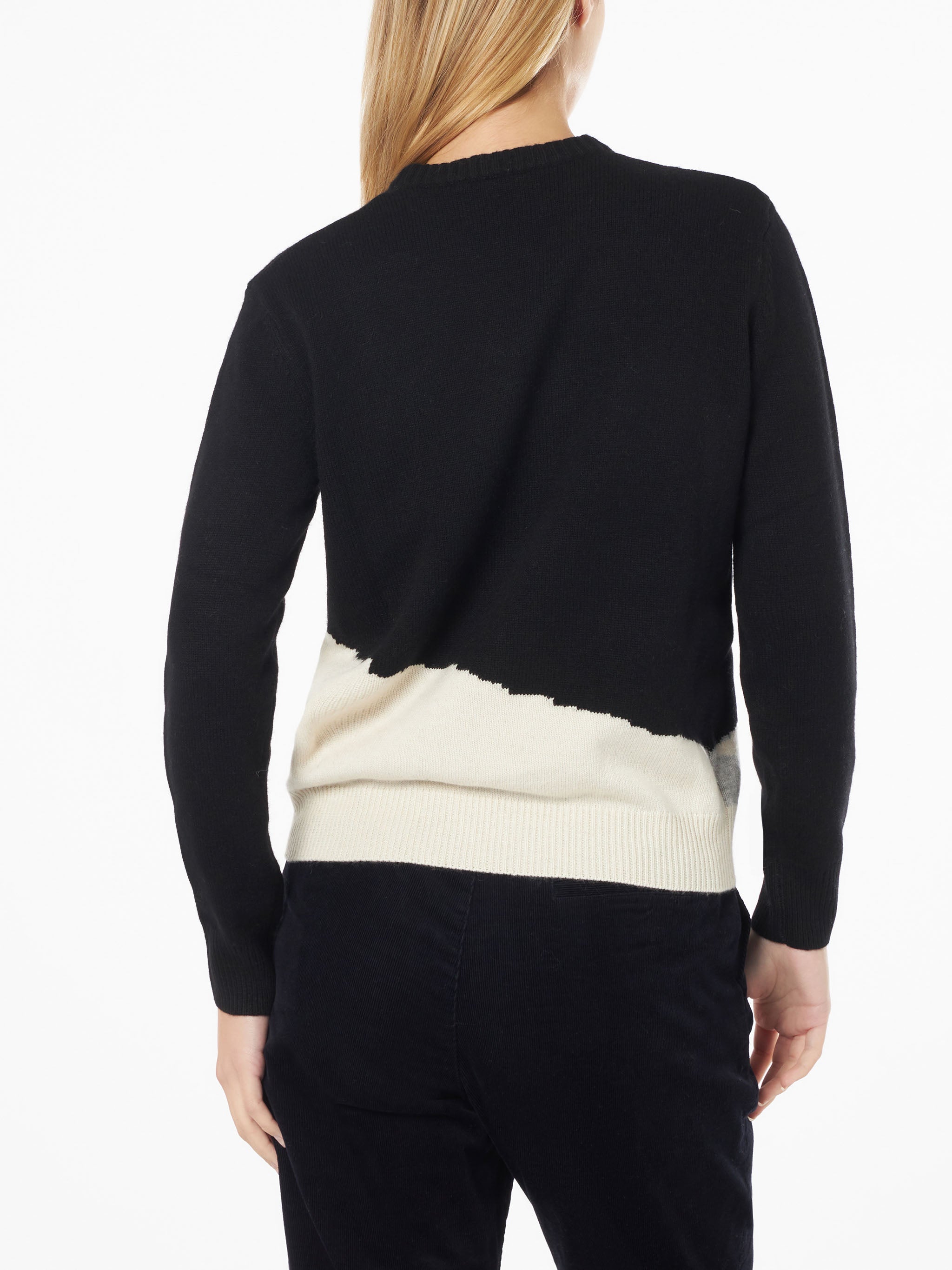 Black New Queen Sweater With Lovovia Embroidery