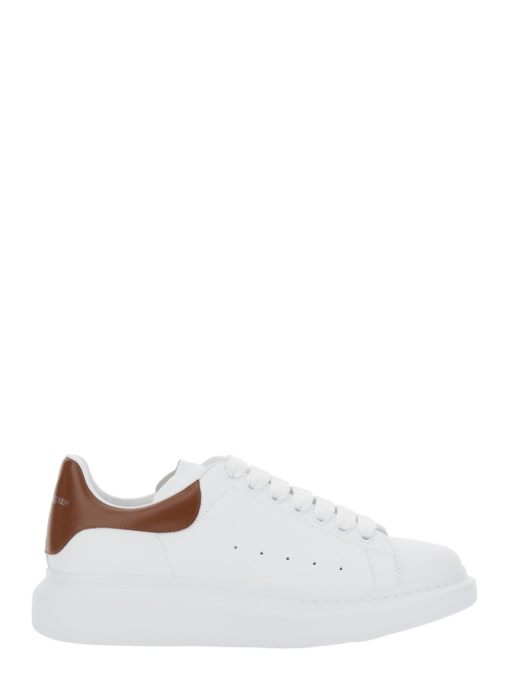 White Low-Top Sneakers With Chunky Sole And Contrasting Heel Tab Leather Man Calf