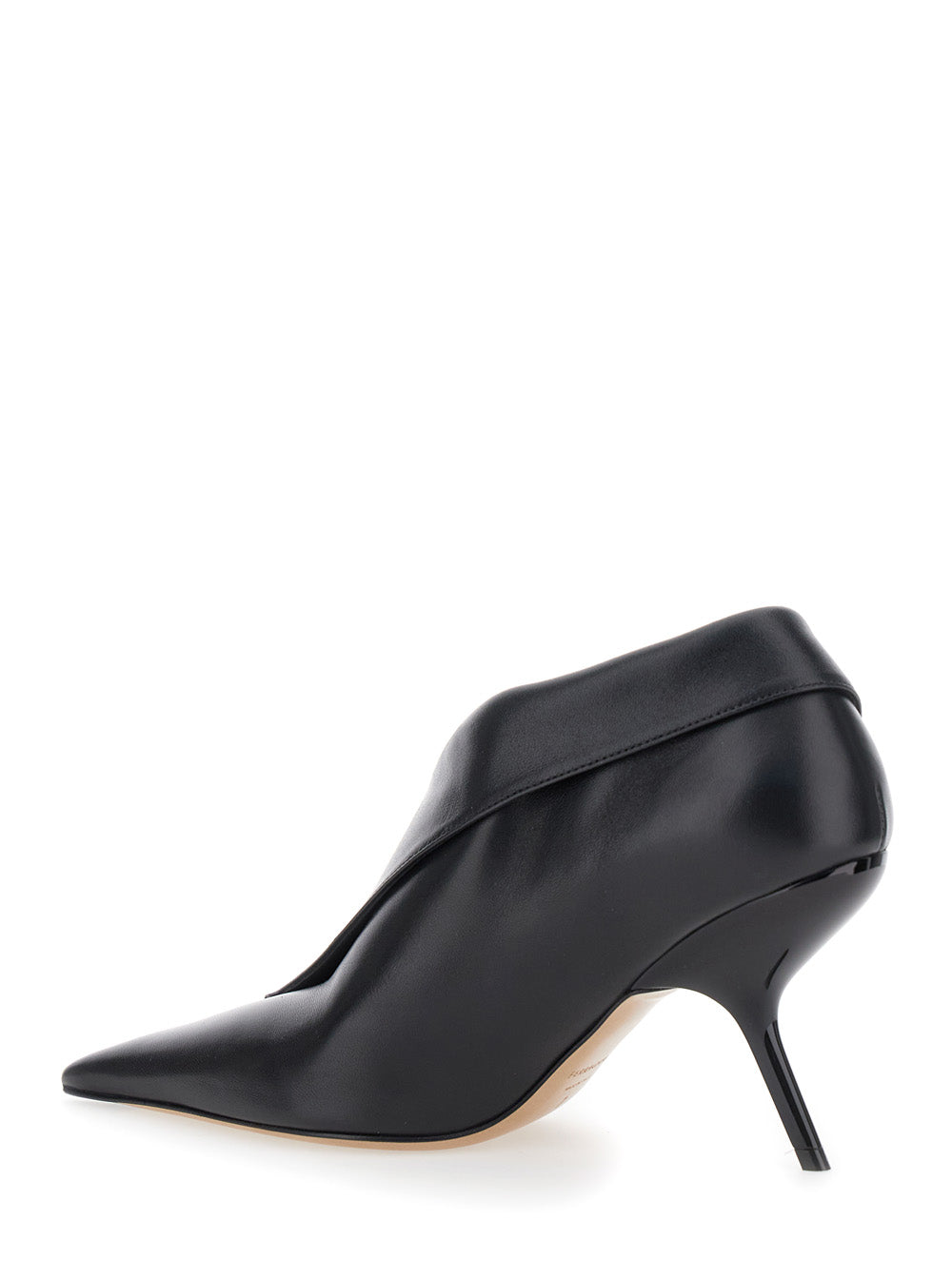 Black Pumps with Pointed Design and Side Opening Detail in Leather Woman Lamb Heels