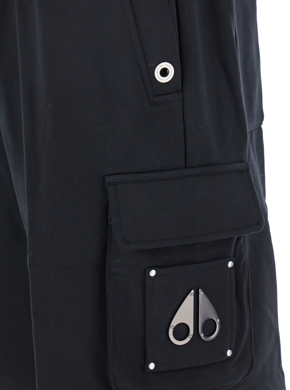 Black Shorts With Elastic Waist And Side Cargo Pockets Cotton Man Bermuda