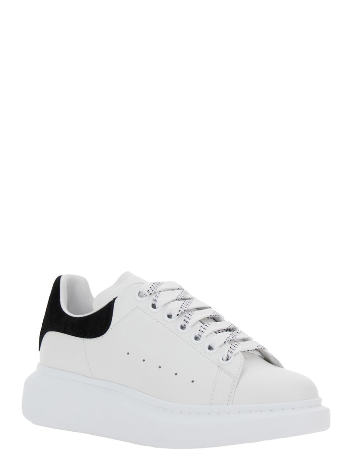 Black and White Low Top Sneakers with Logo Lettering on the Tongue Contrasting Heel in Leather Woman Calf