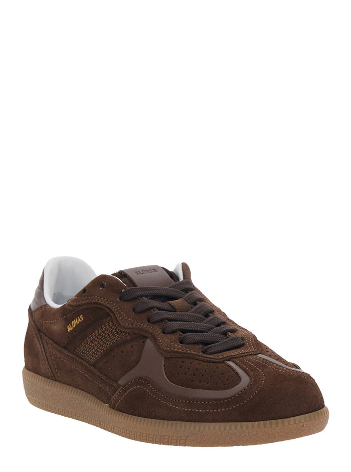 Sneaker Tb.490 Low Top with Engraved Logo Detail on the Side and Perforated Leather Details for Women Brown Cow Suede