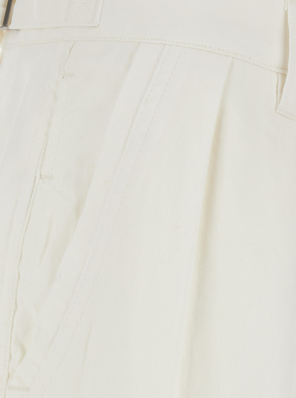 White Shorts With Front Pleats In Linen Blend Man Polyester Cotton Rayon And Bermuda