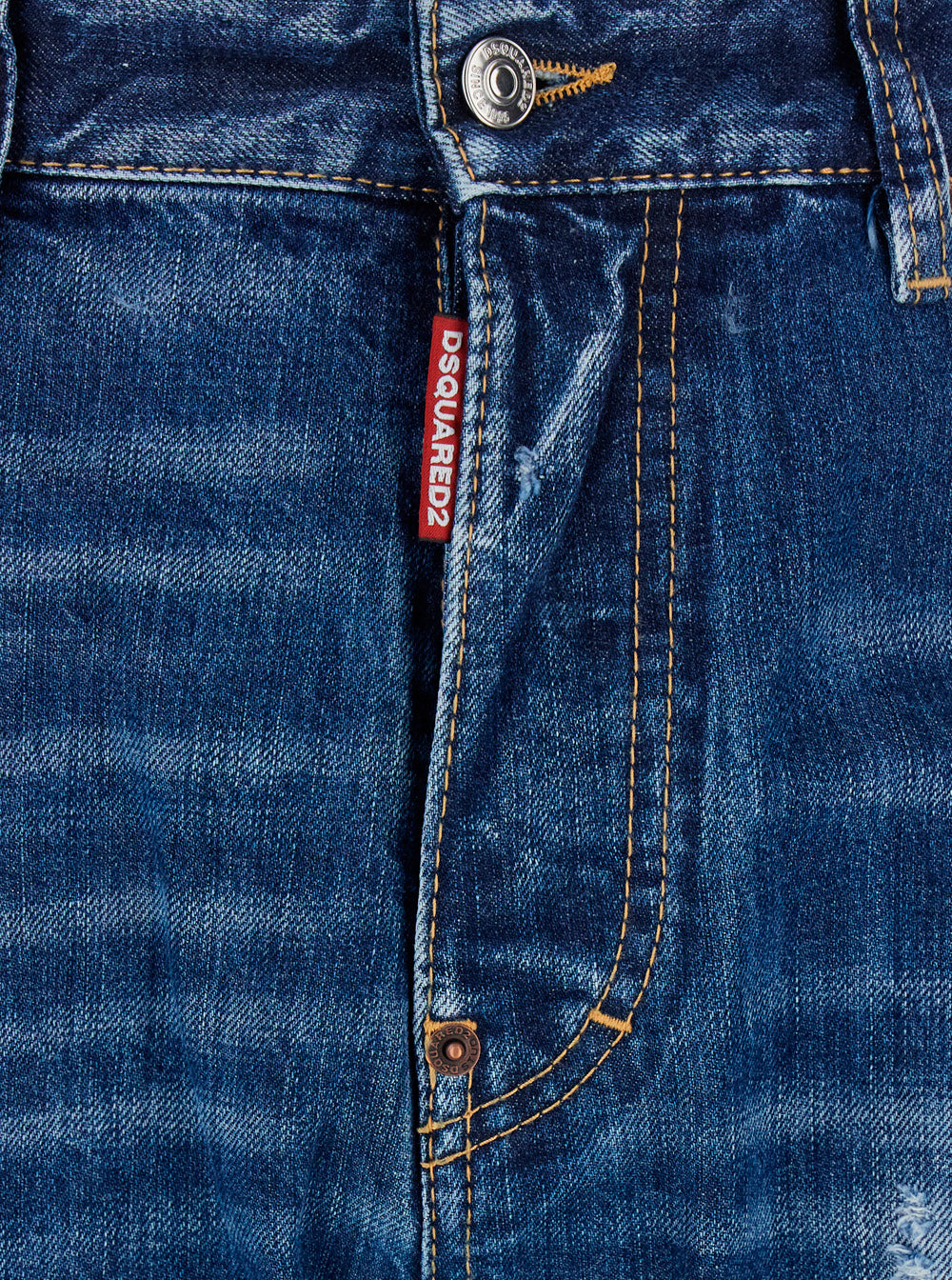Jeans 642 with All-Over Ripped Details and Logo Patch on the Back in Blue Denim for Men Blu Cotton