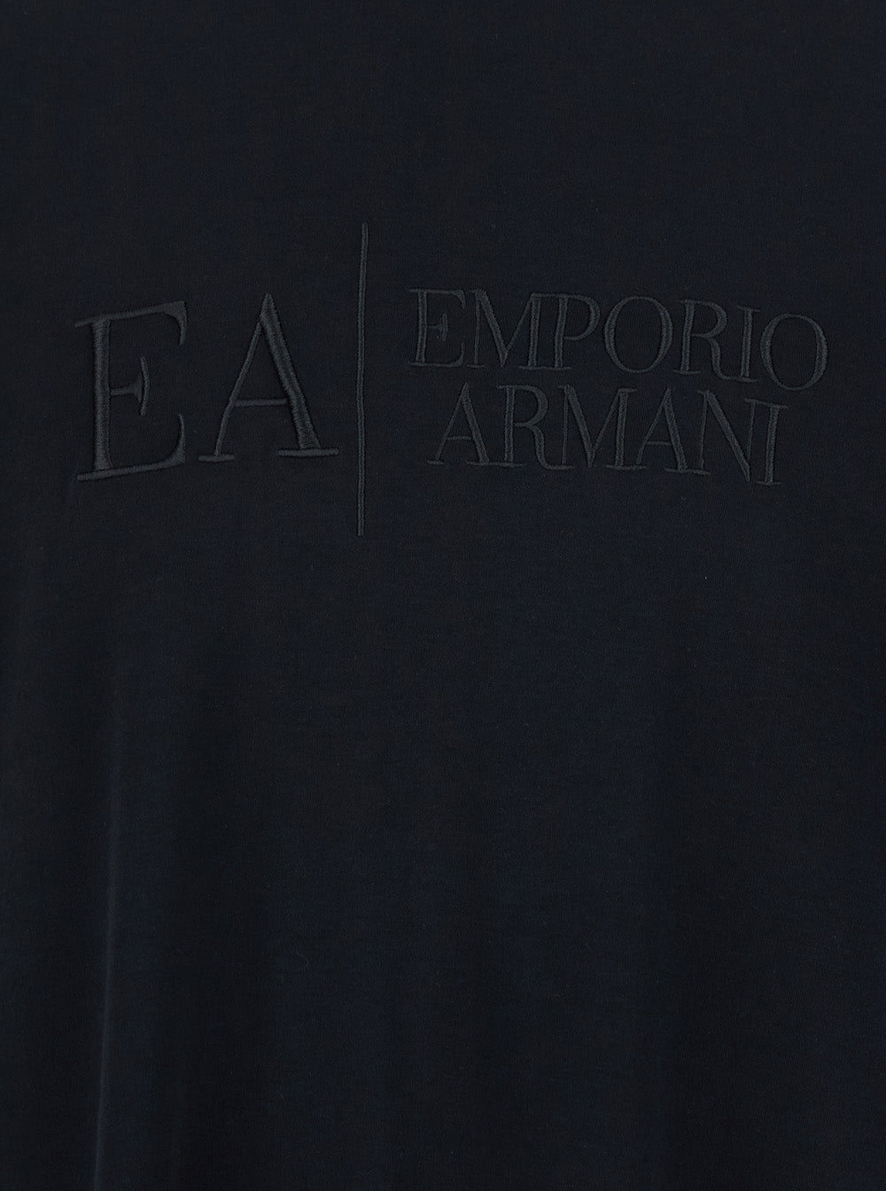 Black T-Shirt with Embroidered Lettering Logo on the Front for Men Cotton Tshirts And Polo Shirts